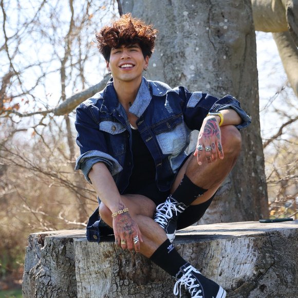 Meet your Posher, Jean Michael - Picture 3 of 5